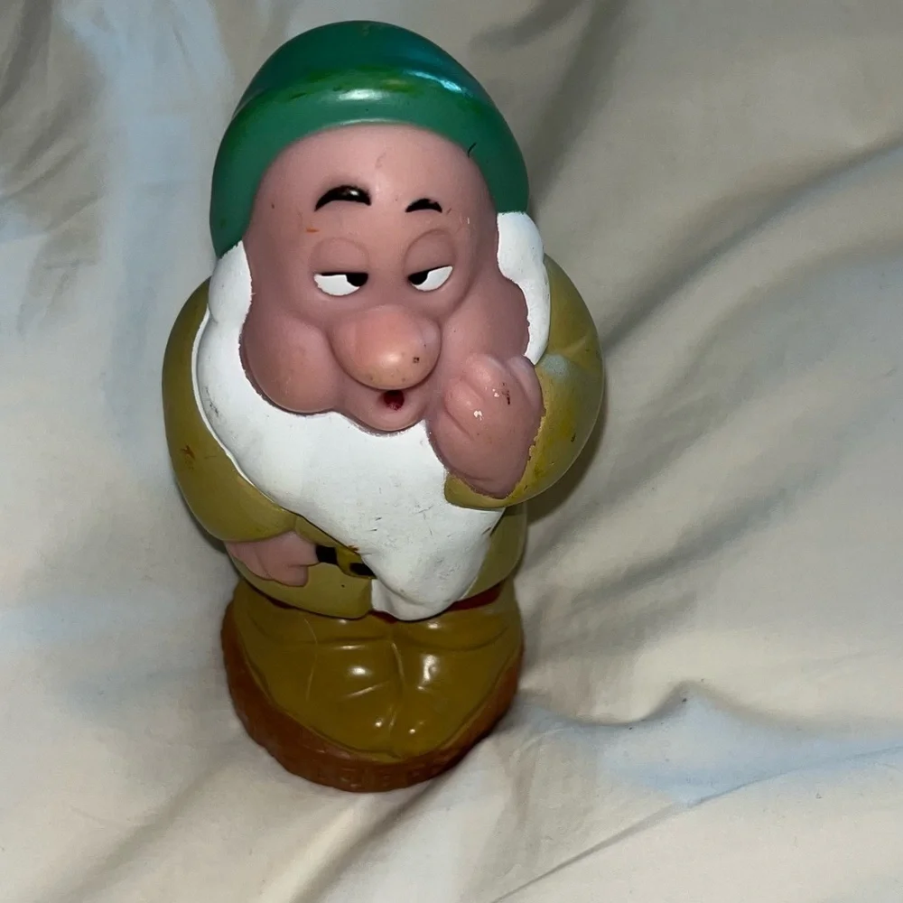 Vintage Disney snow White and the seven dwarfs sleepy rubber bath toy figure 5”